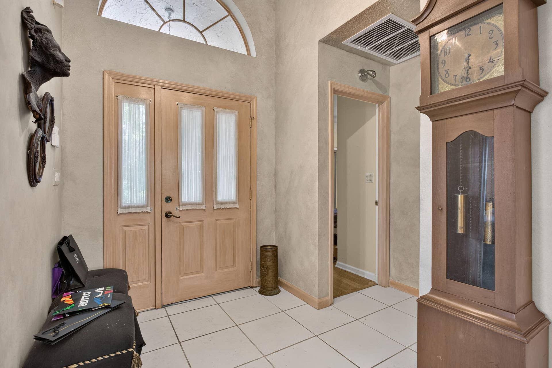 526 Misty Oaks Drive, Pompano Beach, FL 33069 16-web-or-mls-001L5901