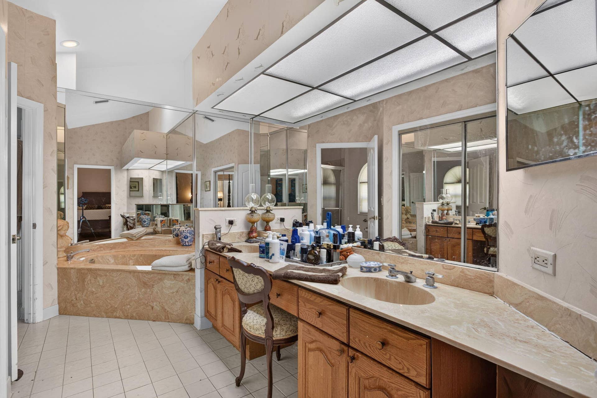 526 Misty Oaks Drive, Pompano Beach, FL 33069 47-web-or-mls-001L6057