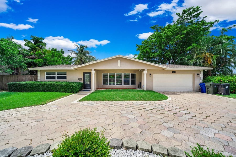Property photo for 4021 Bayview Drive, Fort Lauderdale, FL