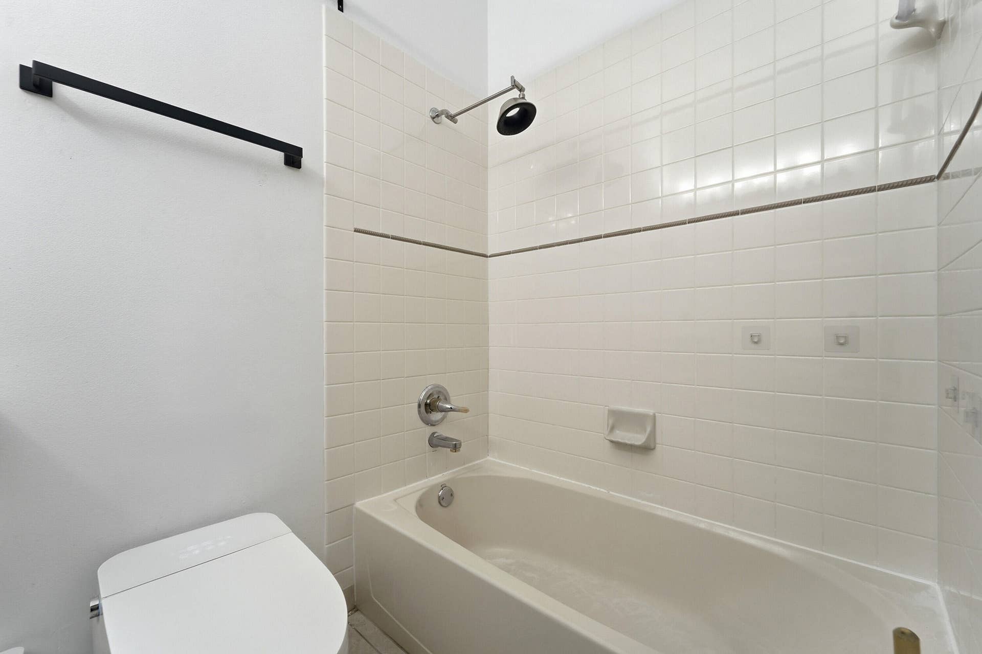 970 Tulip Circle, Weston, FL 33327 15_bathroom