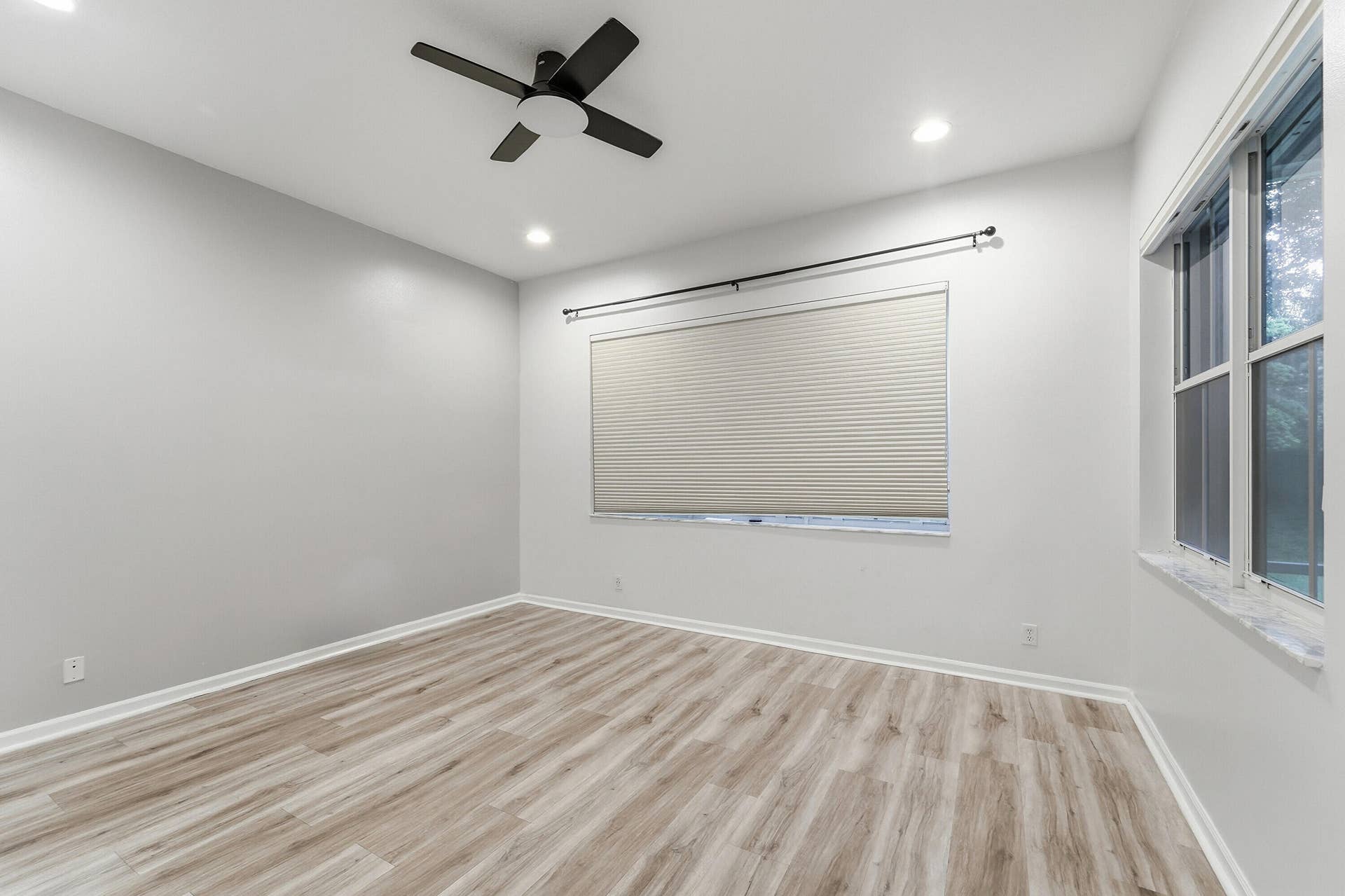 970 Tulip Circle, Weston, FL 33327 22_primary bedroom