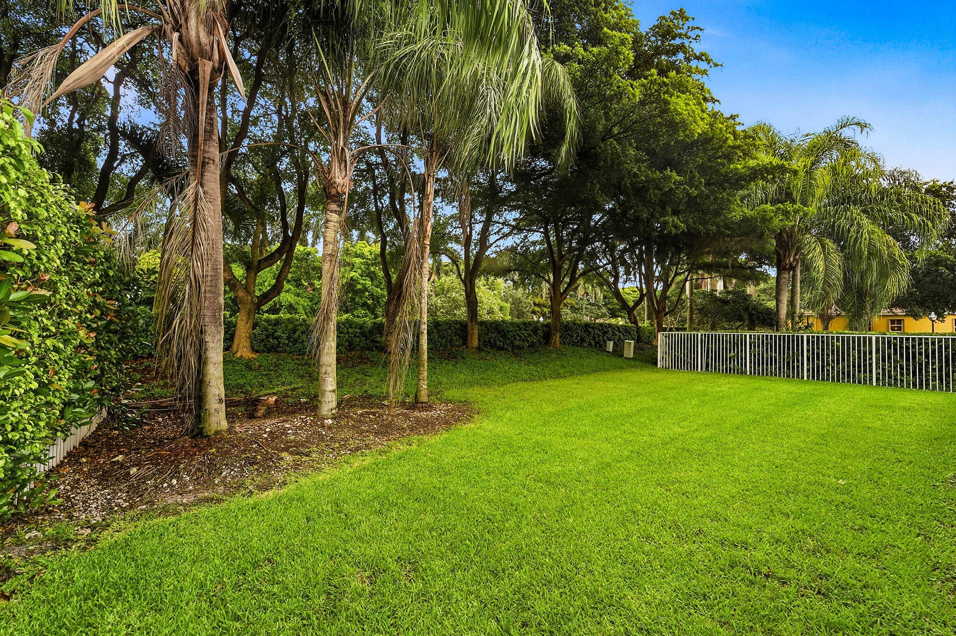 970 Tulip Circle, Weston, FL 33327 37_yard