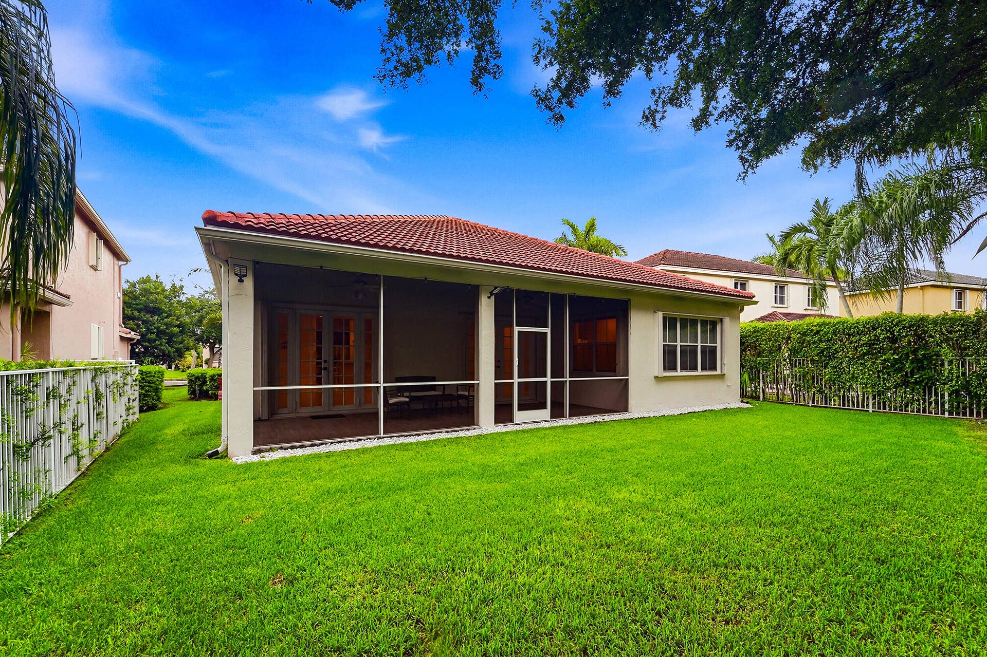 970 Tulip Circle, Weston, FL 33327 34_back