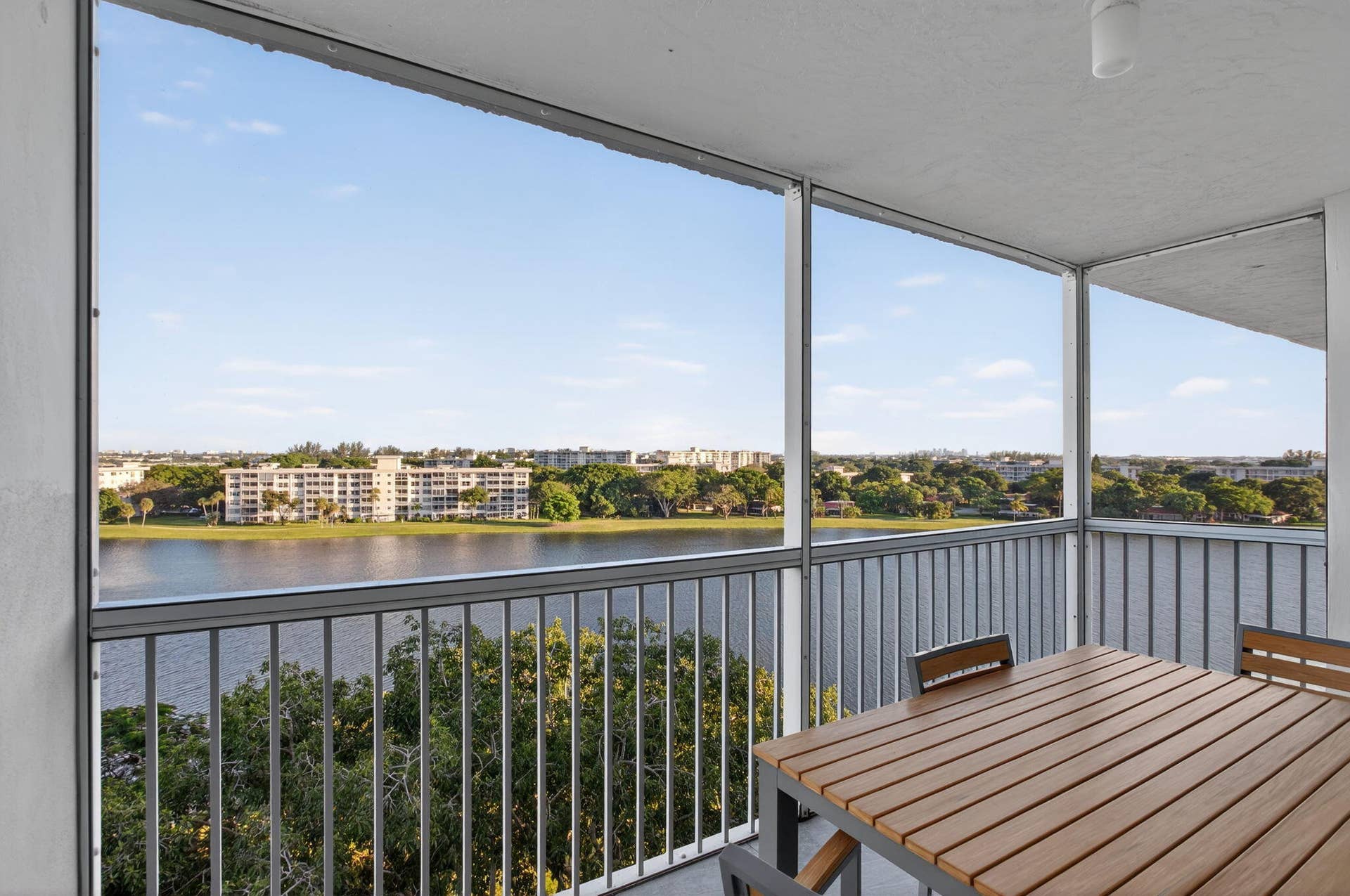 2940 N Course Drive, #903, Pompano Beach, FL 33069 40-web-or-mls-2940-8159