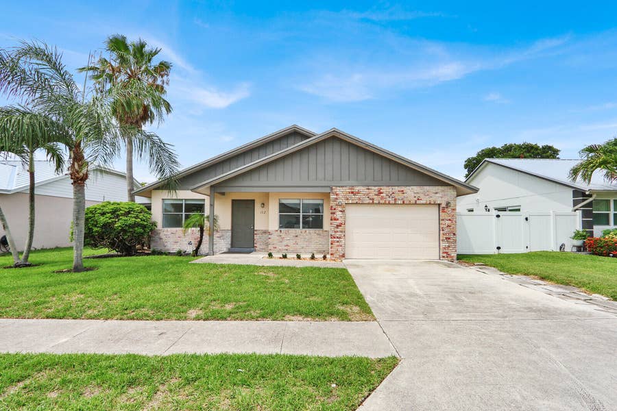 Property photo for 152 Wandering Trail, Jupiter, FL