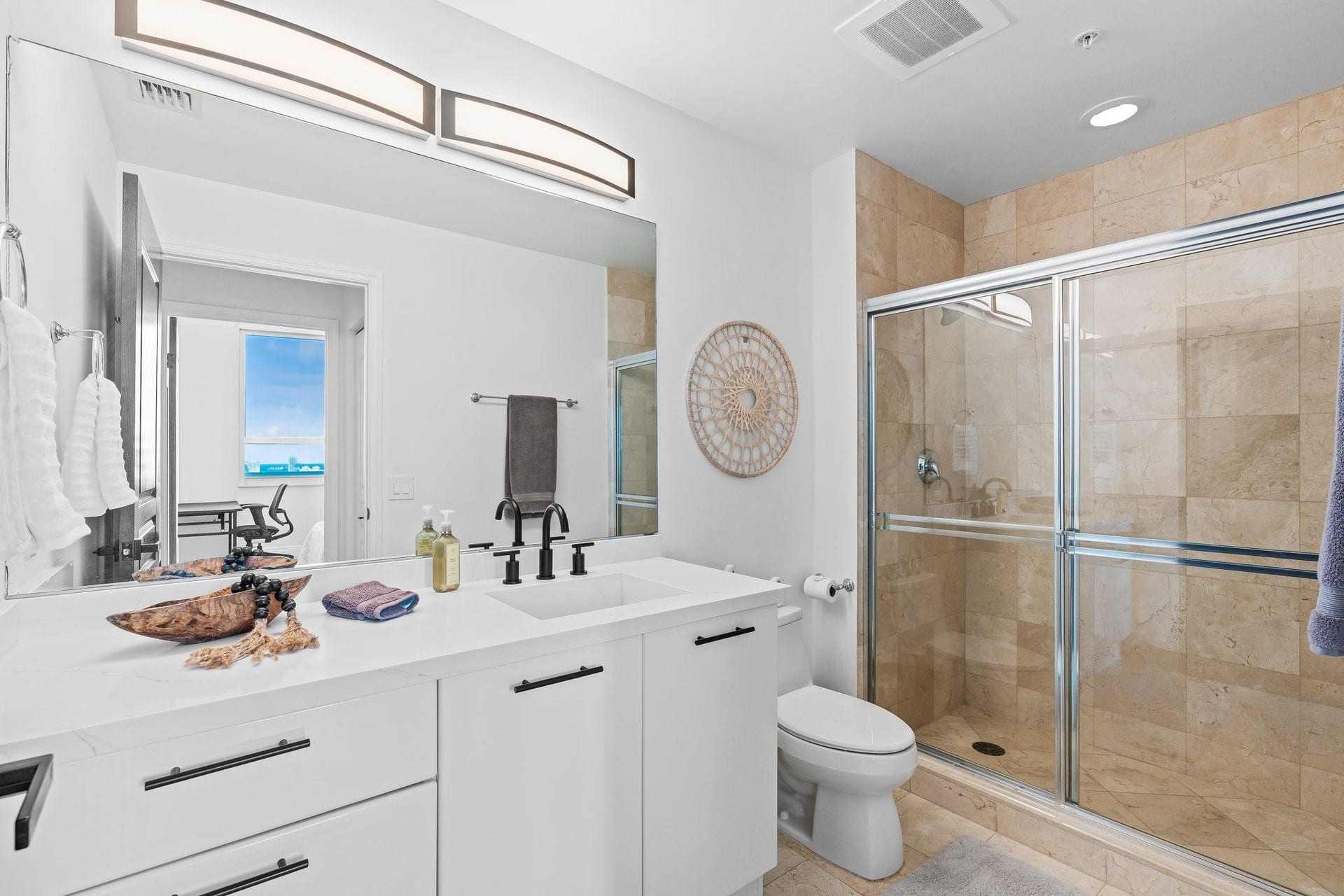 350 SE 2nd Street, #2960, Fort Lauderdale, FL 33301 2nd Bathroom