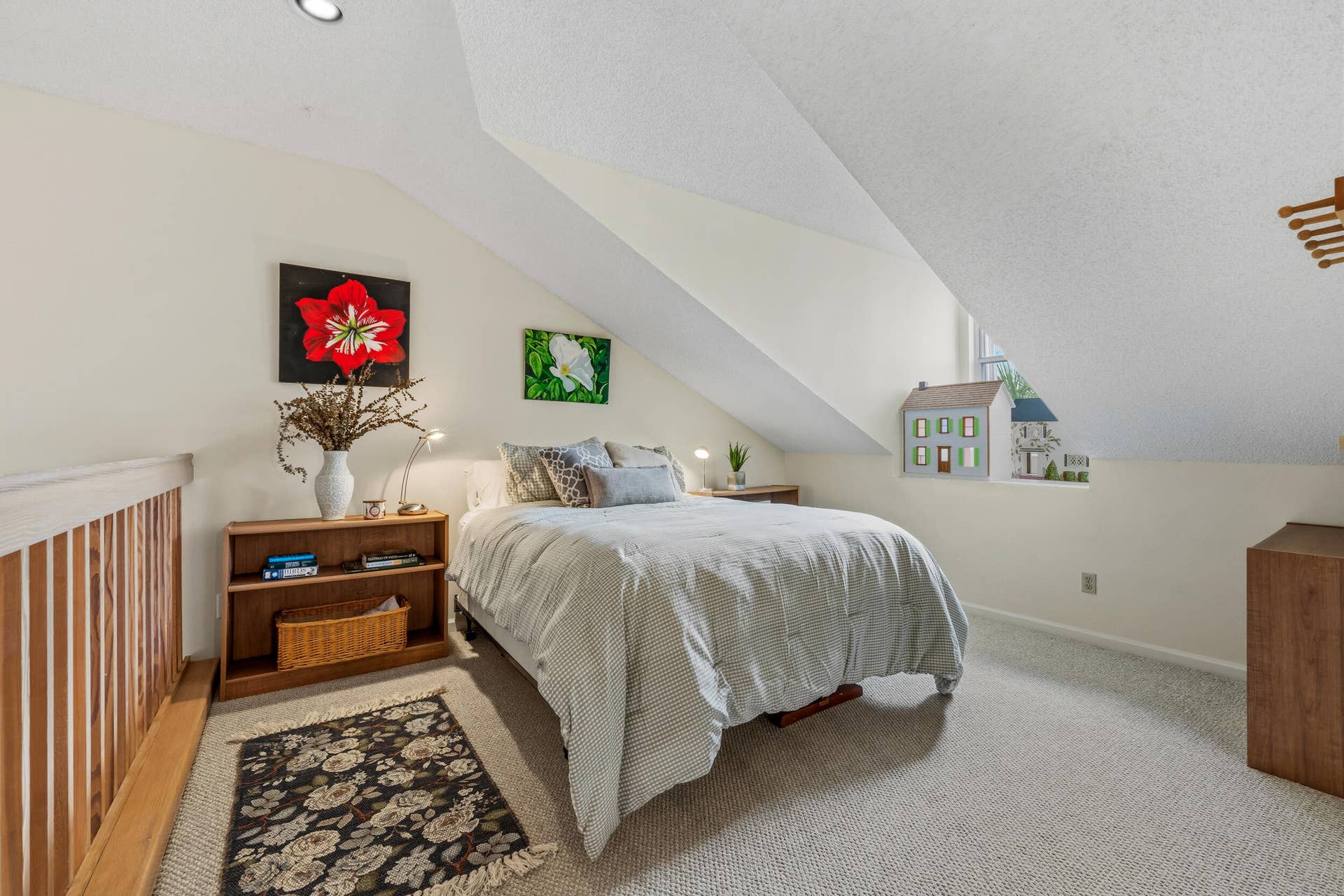 Loft - Guest Bedroom- Home Office - Bonus room