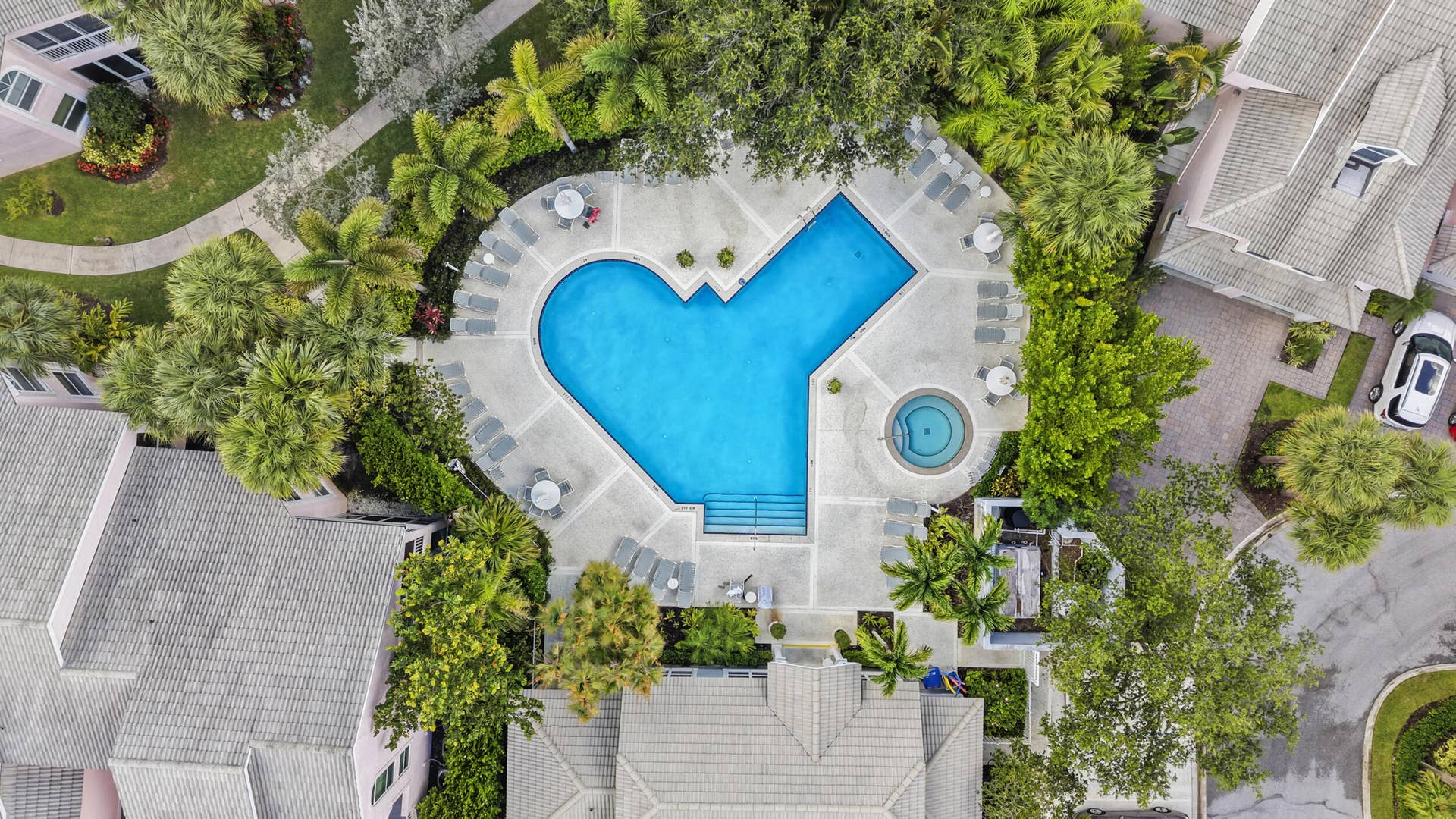 34_jupiter + pool 01