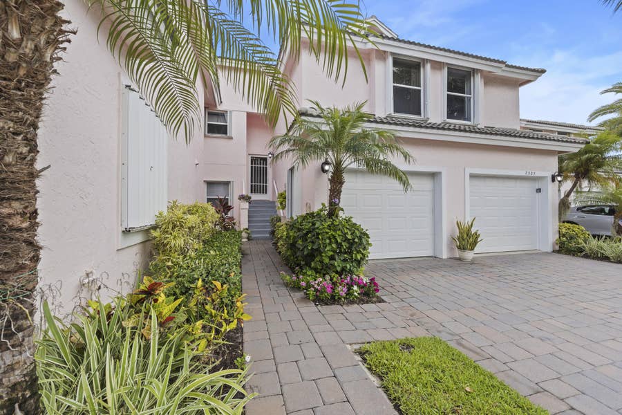 Property photo for 2506 N Fairway Drive N, Jupiter, FL