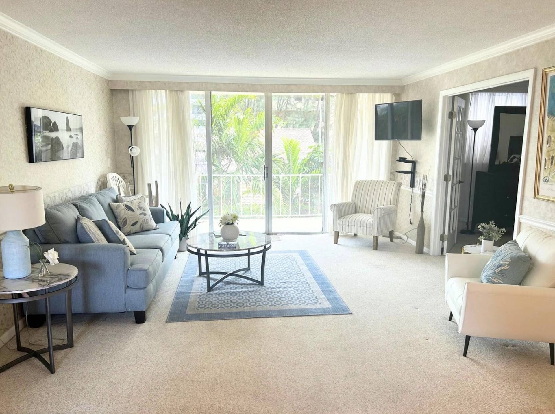 3575 S Ocean Boulevard, #307, South Palm Beach, South Palm Beach, FL 33480 living room