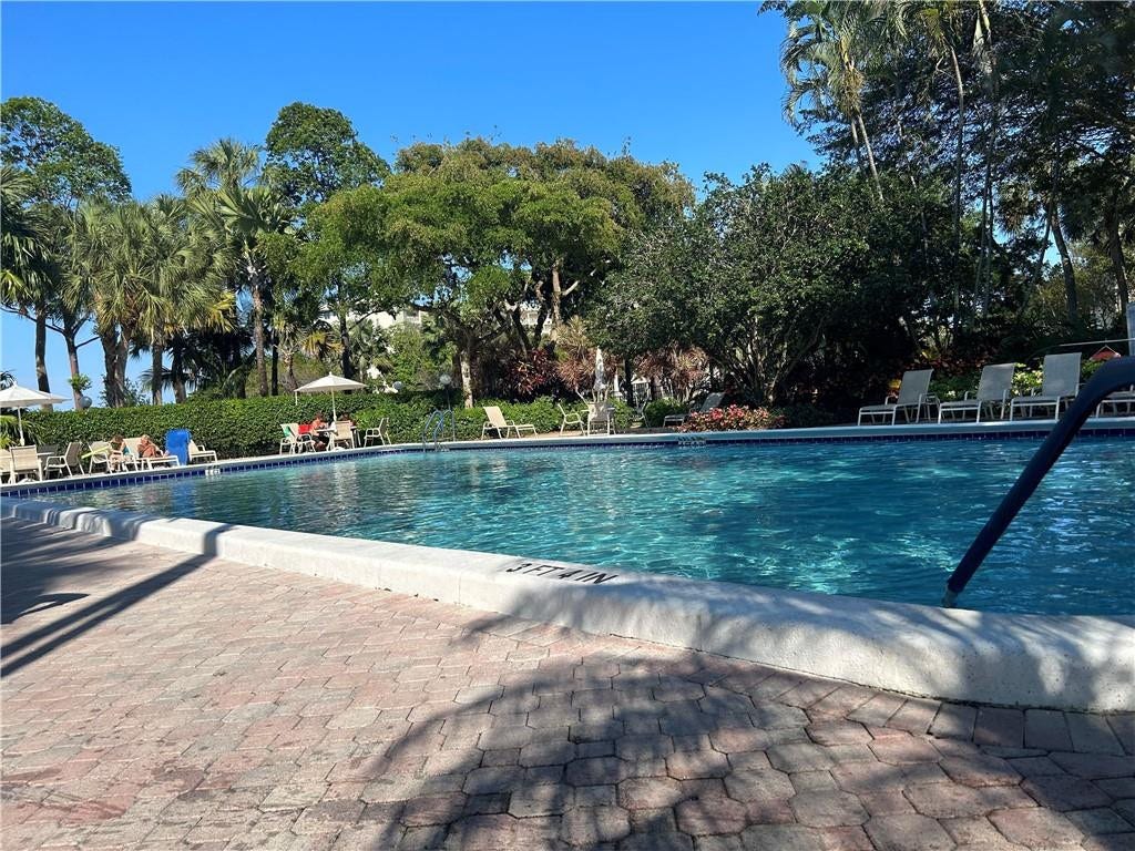 3150 N Course Lane, #207, Pompano Beach, Pompano Beach, FL 33069 Photo 32