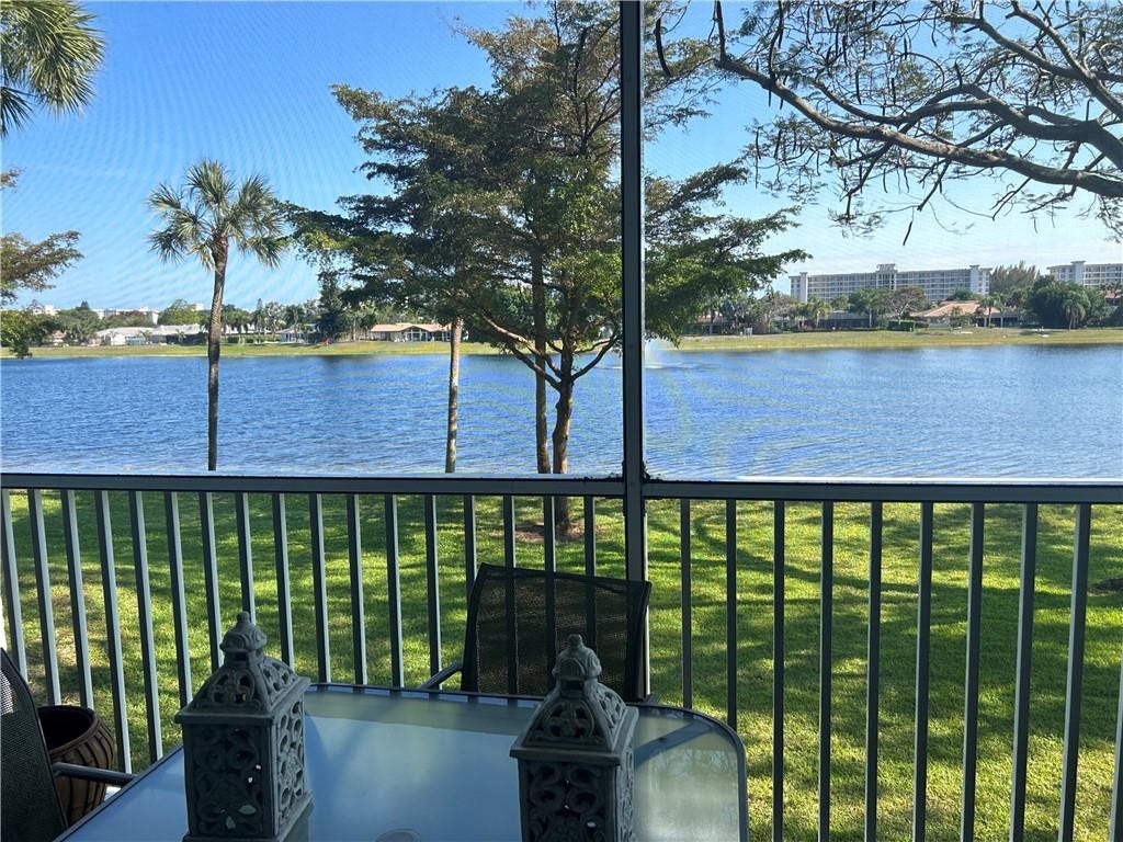 3150 N Course Lane, #207, Pompano Beach, Pompano Beach, FL 33069 Photo 21