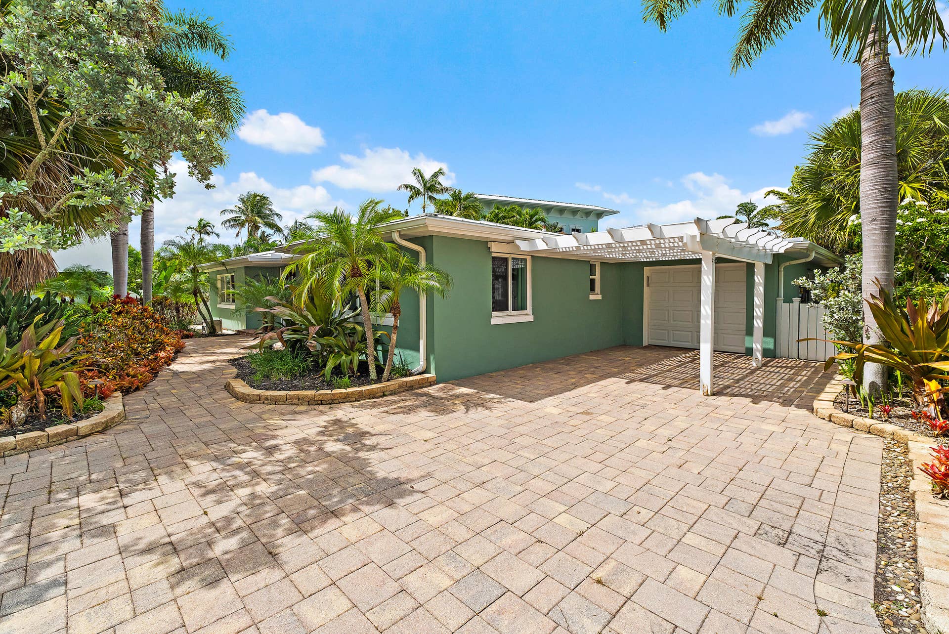 440 Jupiter Lane, Juno Beach, FL 33408 026-440JupiterLn-JunoBeach-FULL