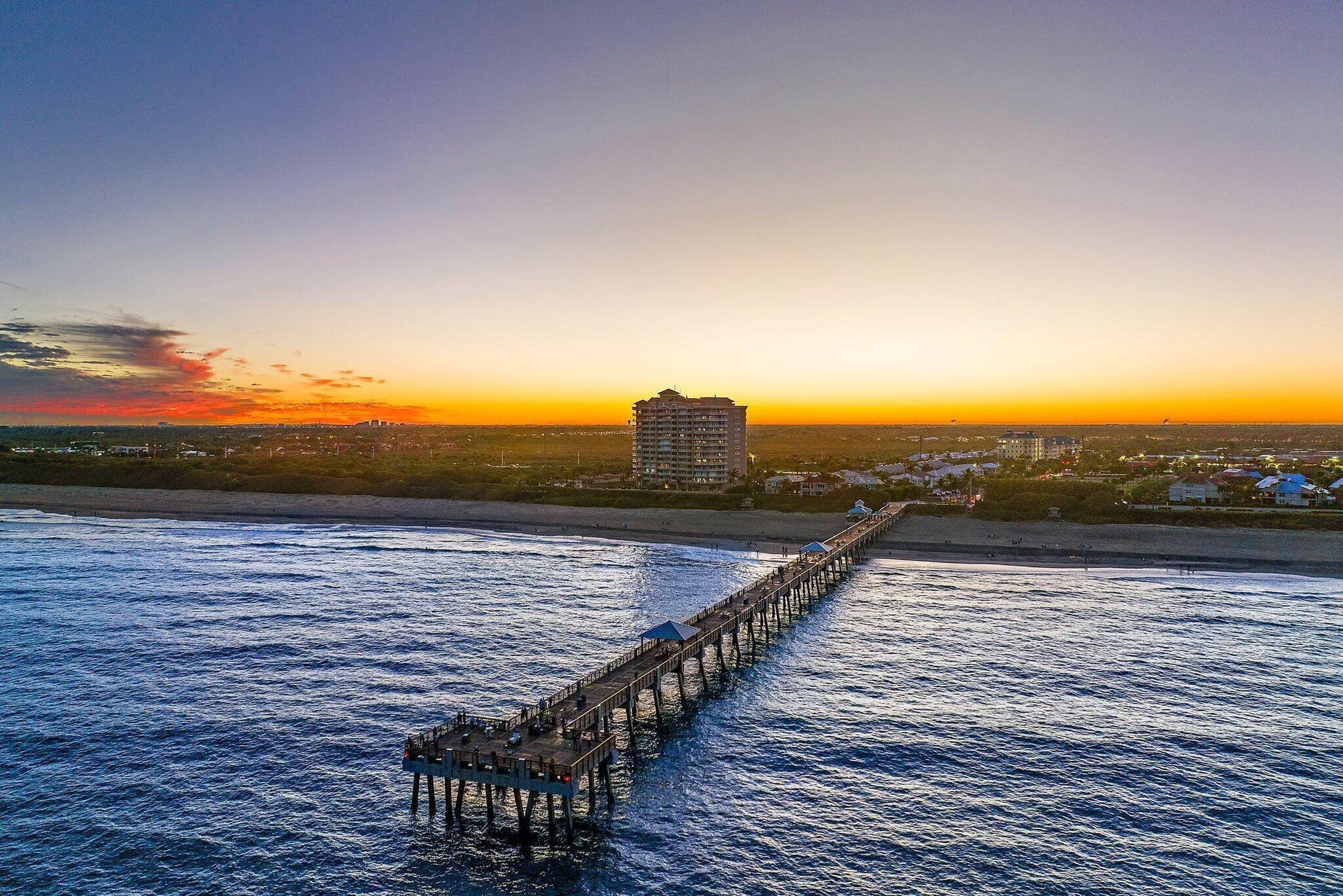 440 Jupiter Lane, Juno Beach, FL 33408 Juno Beach Pier