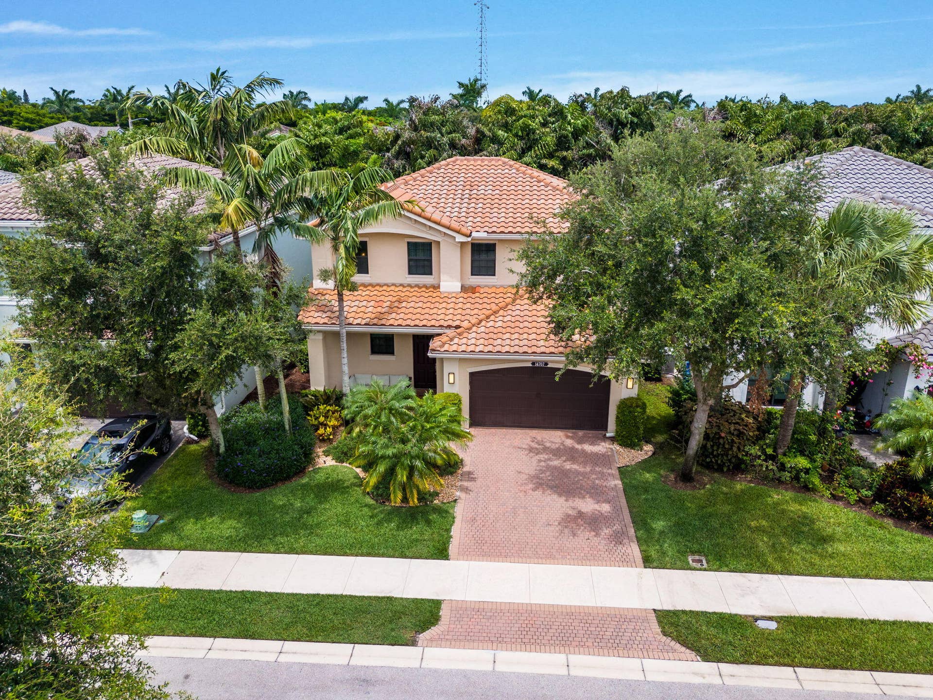 14707 Smokey Citrine Street, Delray Beach, FL 33446 48-web-or-mls-DJI_20260707123537_0001_D