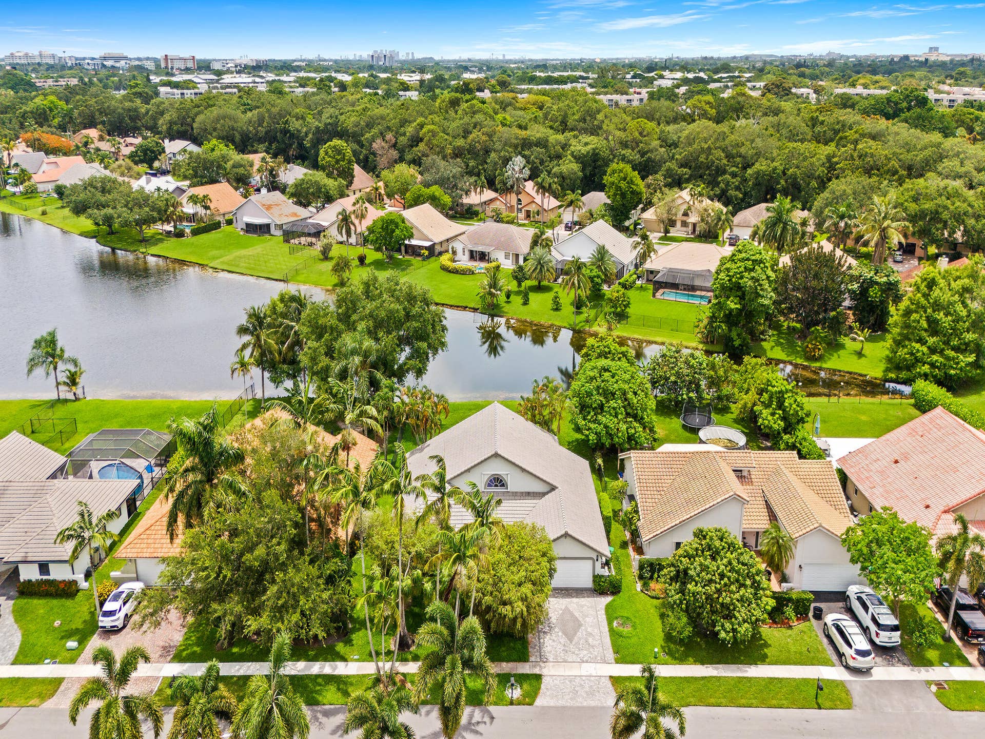 1750 W Oak Knoll Circle, Davie, FL 33324 DJI_20260618125243_0293_D