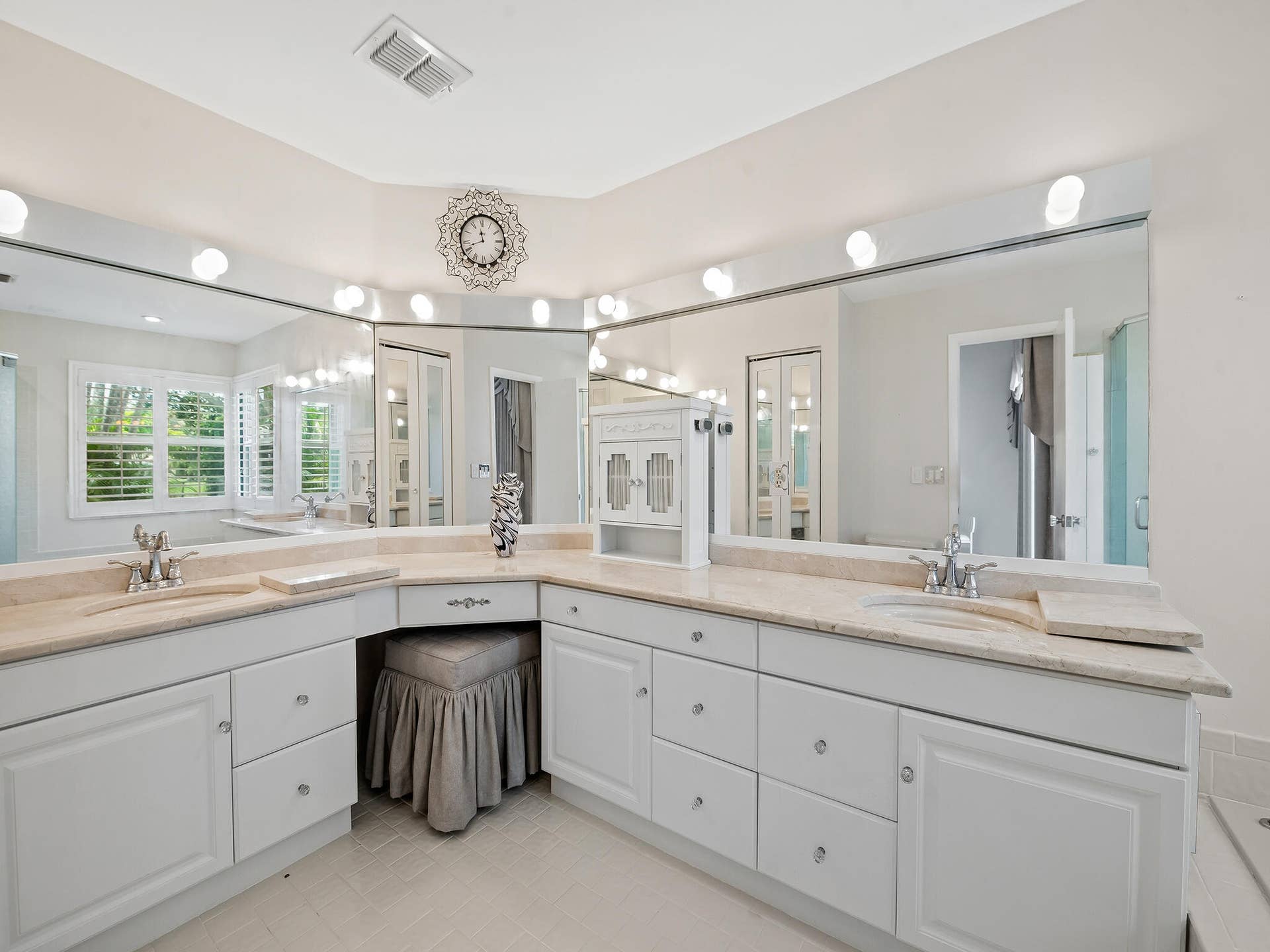 1750 W Oak Knoll Circle, Davie, FL 33324 DSC_7105