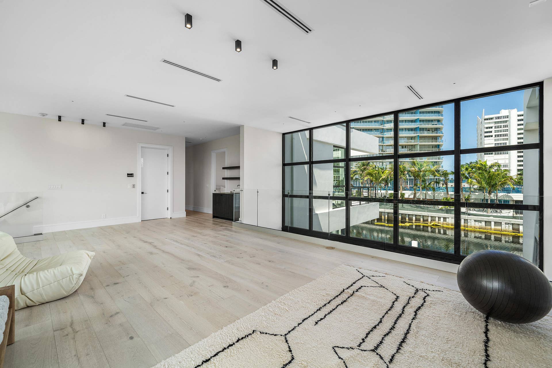 1670 E Terra Mar Drive, Lauderdale By The Sea, FL 33062 040-1670EastTerraMarDrive-PompanoBeach-F