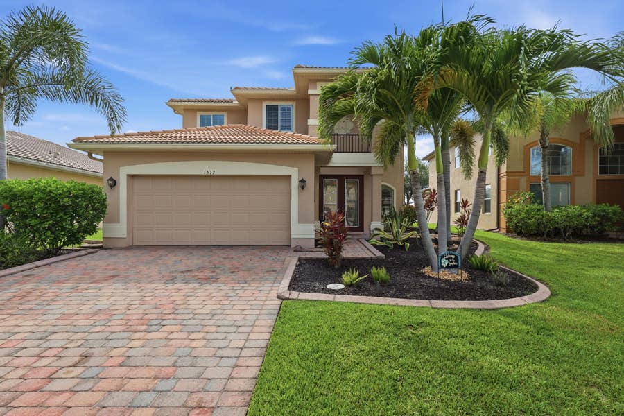 Property photo for 1517 Birdie Drive, Naples, FL