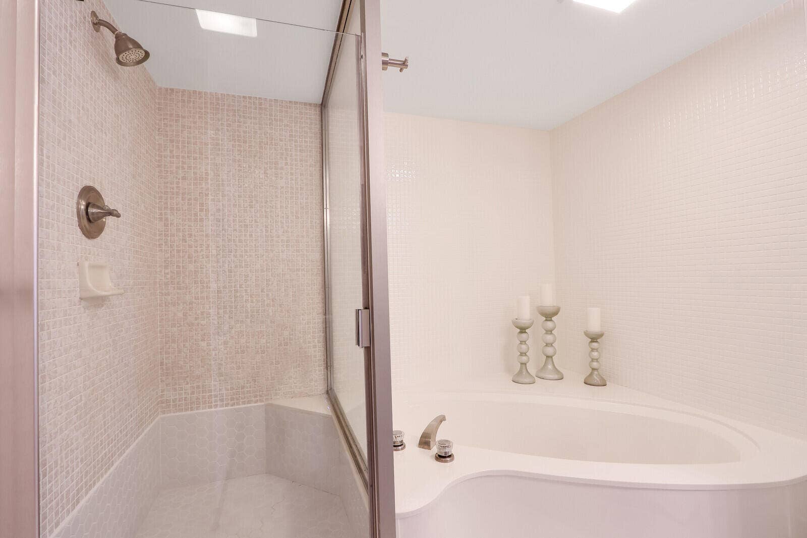 4200 N Ocean Drive, #2-802, Singer Island, FL 33404 23_Image_23_mls