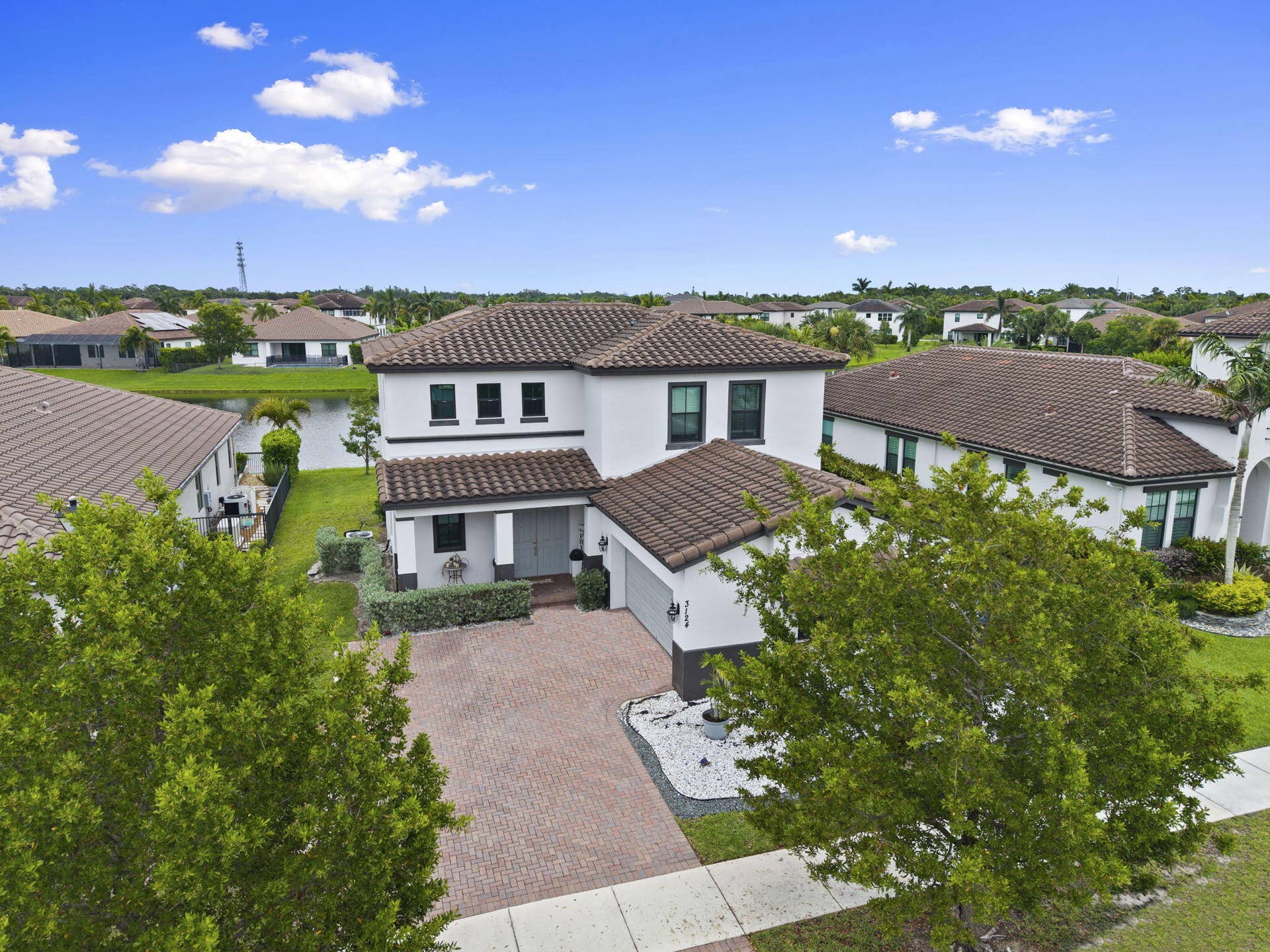 3124 Streng Lane, Royal Palm Beach, FL 33411 15-web-or-mls-DJI_20260707142737_0021_D