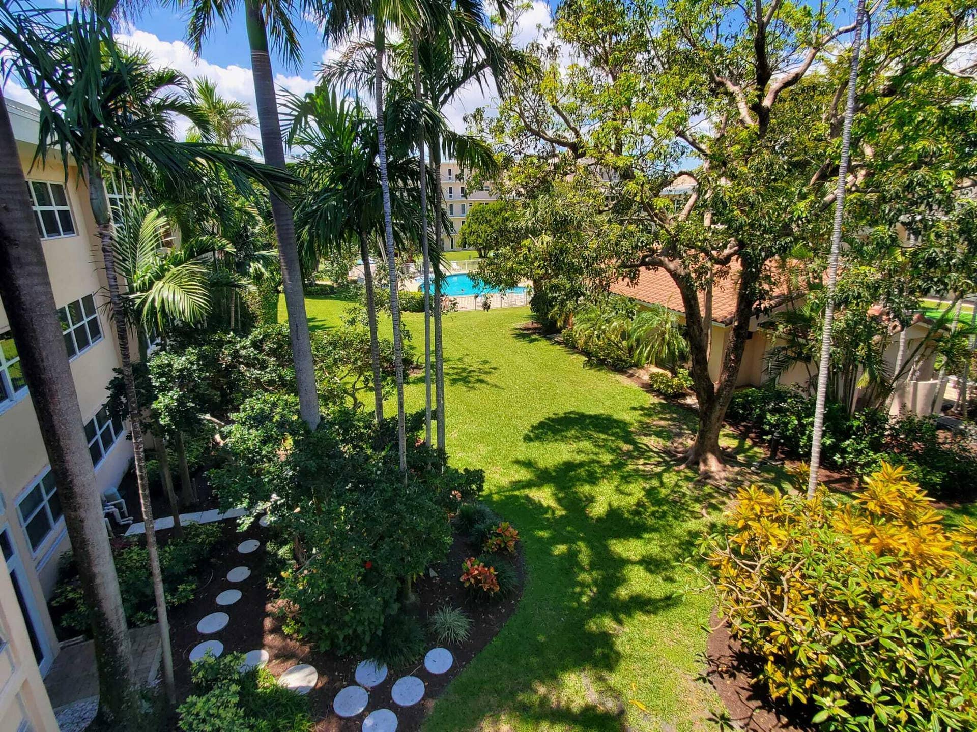 1481 S Ocean Boulevard, #339, Lauderdale By The Sea, FL 33062 WhatsApp Image 2025-04-18 at 13.01.12_8d