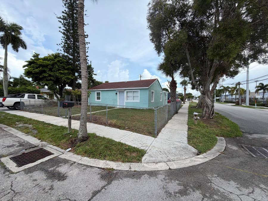 Property photo for 442 Winters Street, West Palm Beach, FL