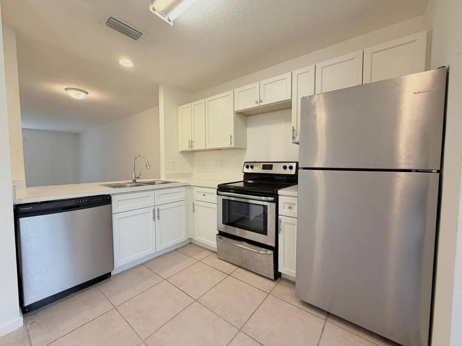 Property photo for 910 Summit Lake Drive, West Palm Beach, FL