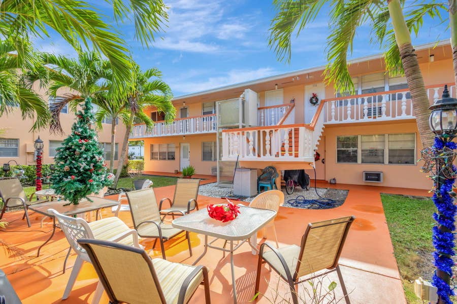 Property photo for 332 Sheffield N, West Palm Beach, FL