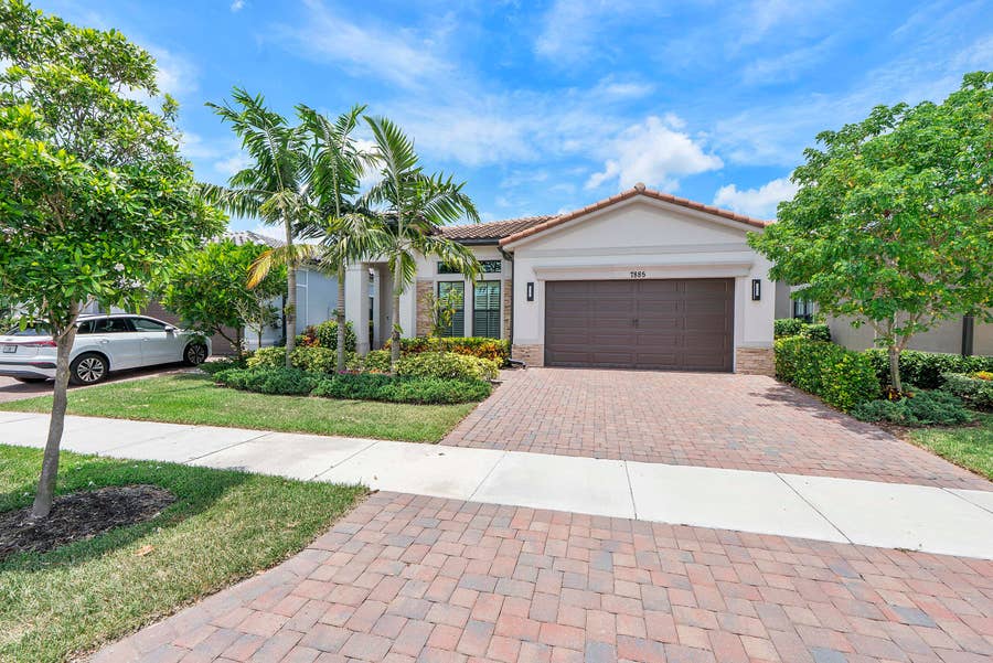 Property photo for 7885 Ironwood Way, Parkland, FL
