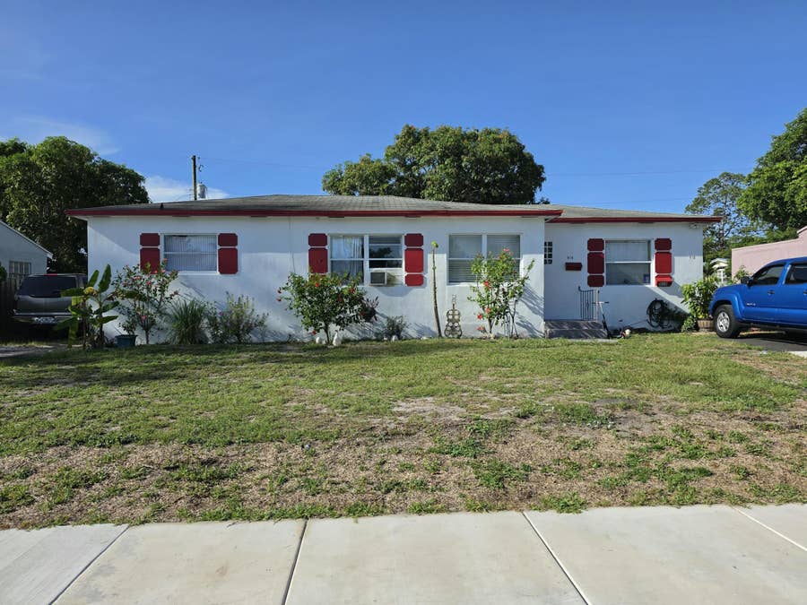 Property photo for 814 42nd Street, West Palm Beach, FL