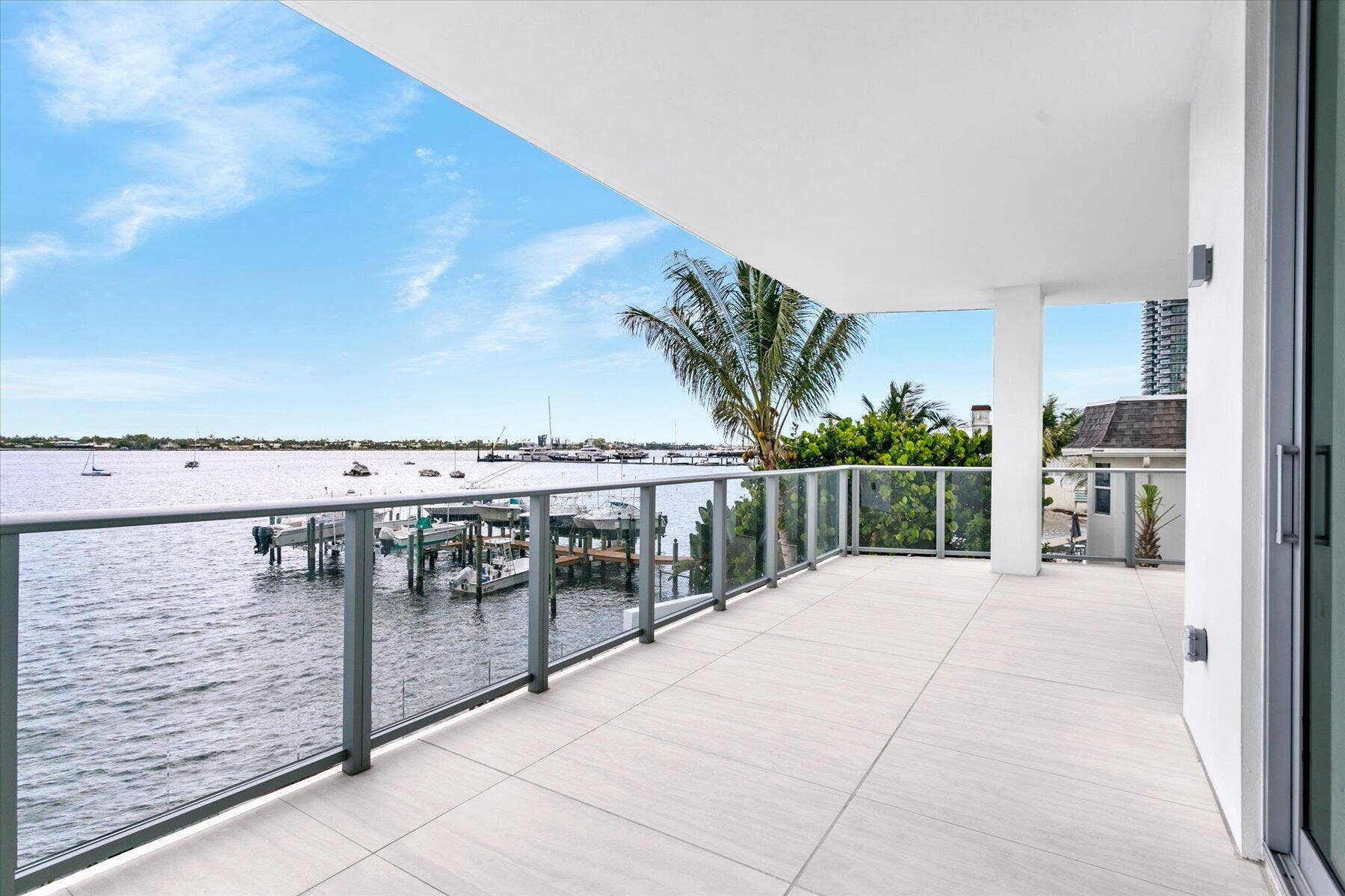2nd Floor Balcony