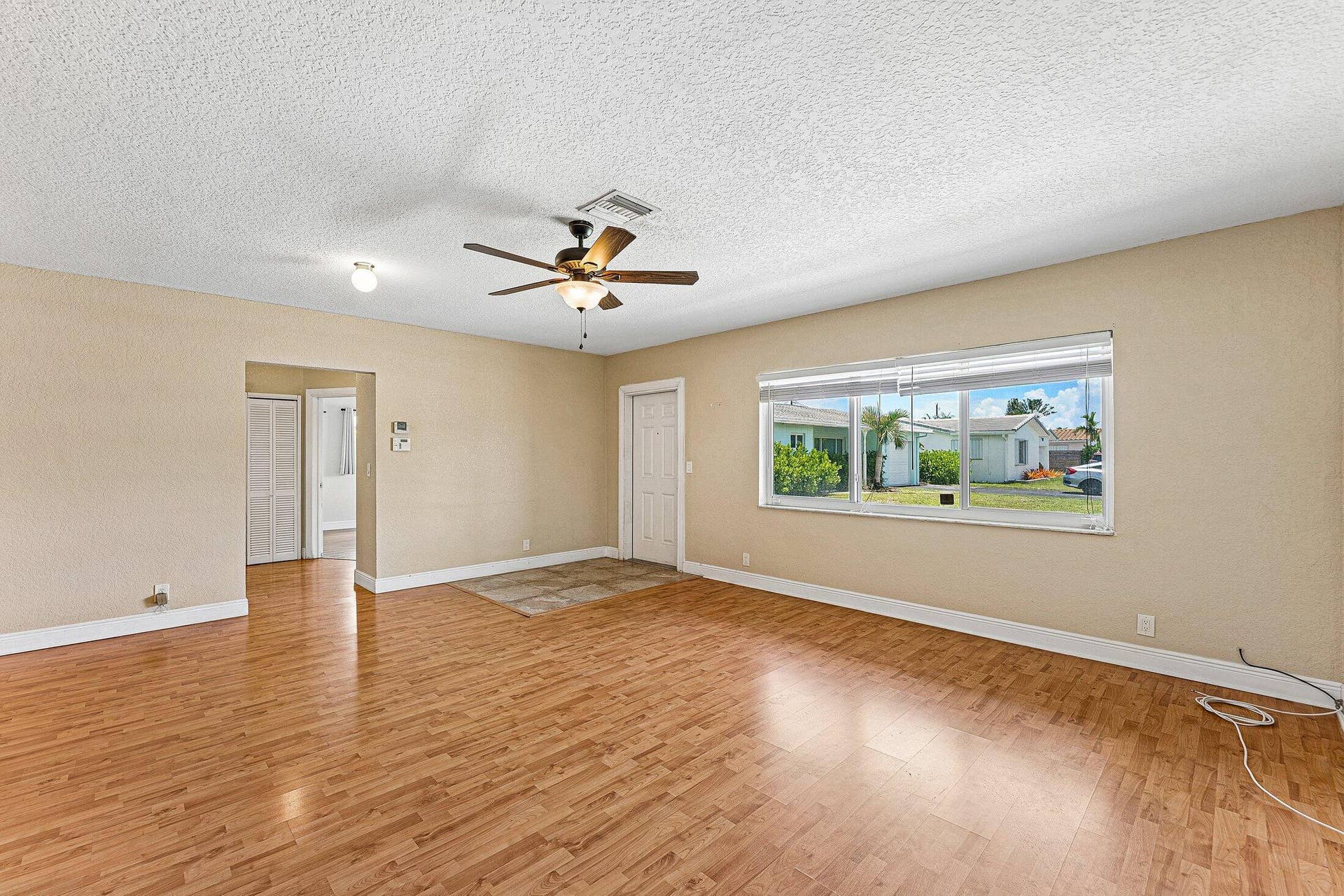 301 SE 3rd Street, Deerfield Beach, FL 33441 005-301Southeast3rdStreet-DeerfieldBeach
