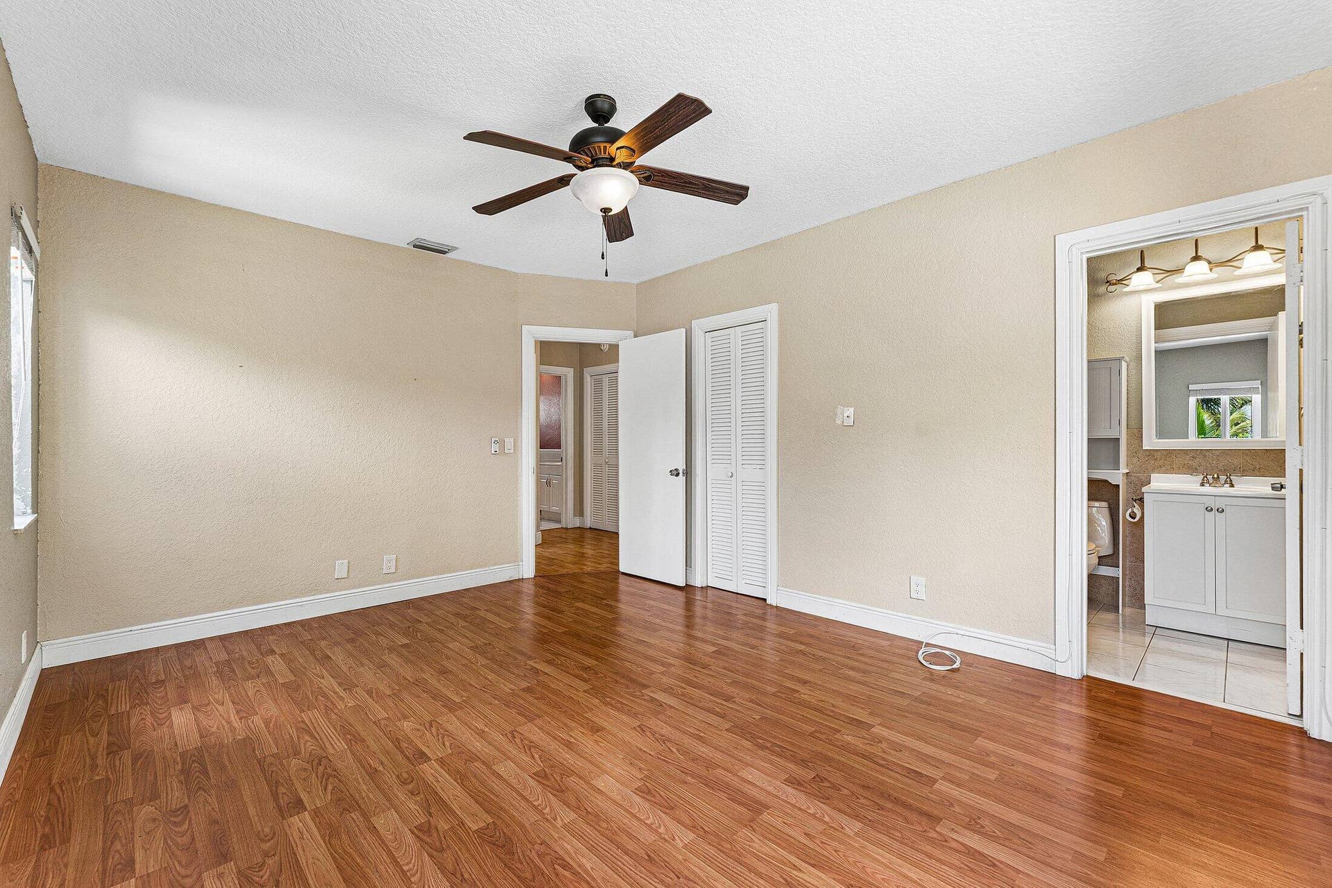 301 SE 3rd Street, Deerfield Beach, FL 33441 022-301Southeast3rdStreet-DeerfieldBeach