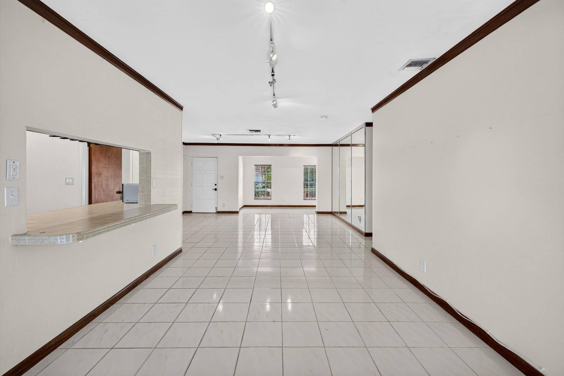 2060 Tropic Isle, Lauderdale-By-The-Sea, Lauderdale By The Sea, FL 33062 12-web-or-mls-699A1614