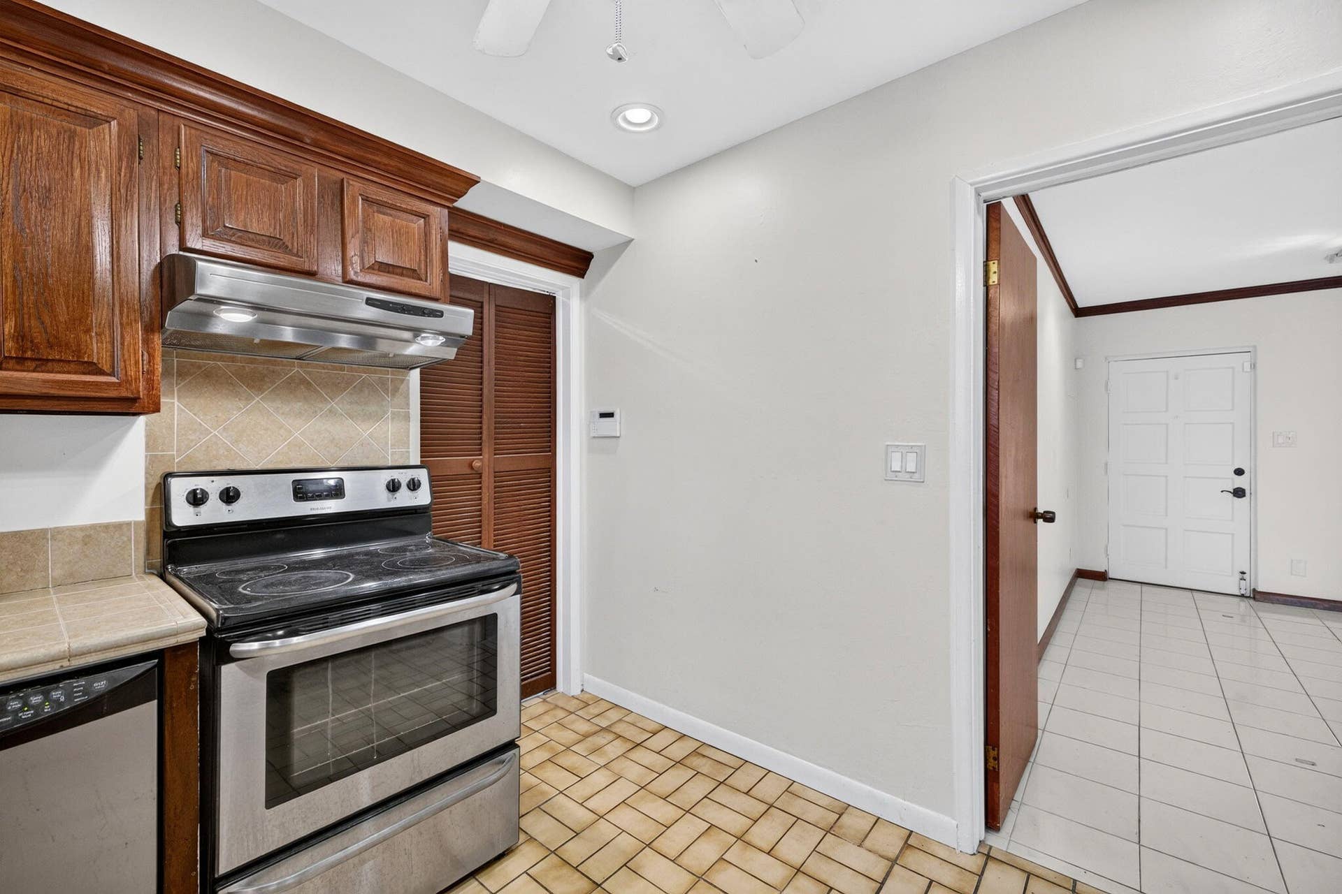 2060 Tropic Isle, Lauderdale-By-The-Sea, Lauderdale By The Sea, FL 33062 20-web-or-mls-699A1654