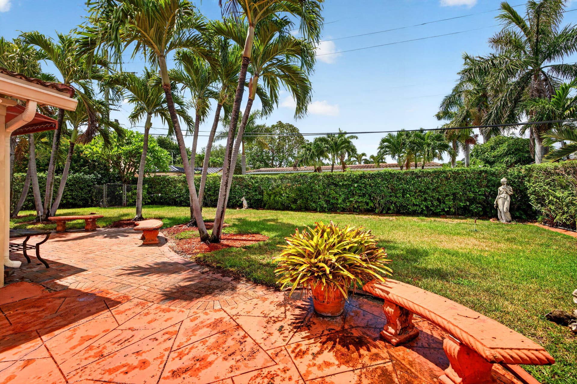 2060 Tropic Isle, Lauderdale-By-The-Sea, Lauderdale By The Sea, FL 33062 66-web-or-mls-699A1544
