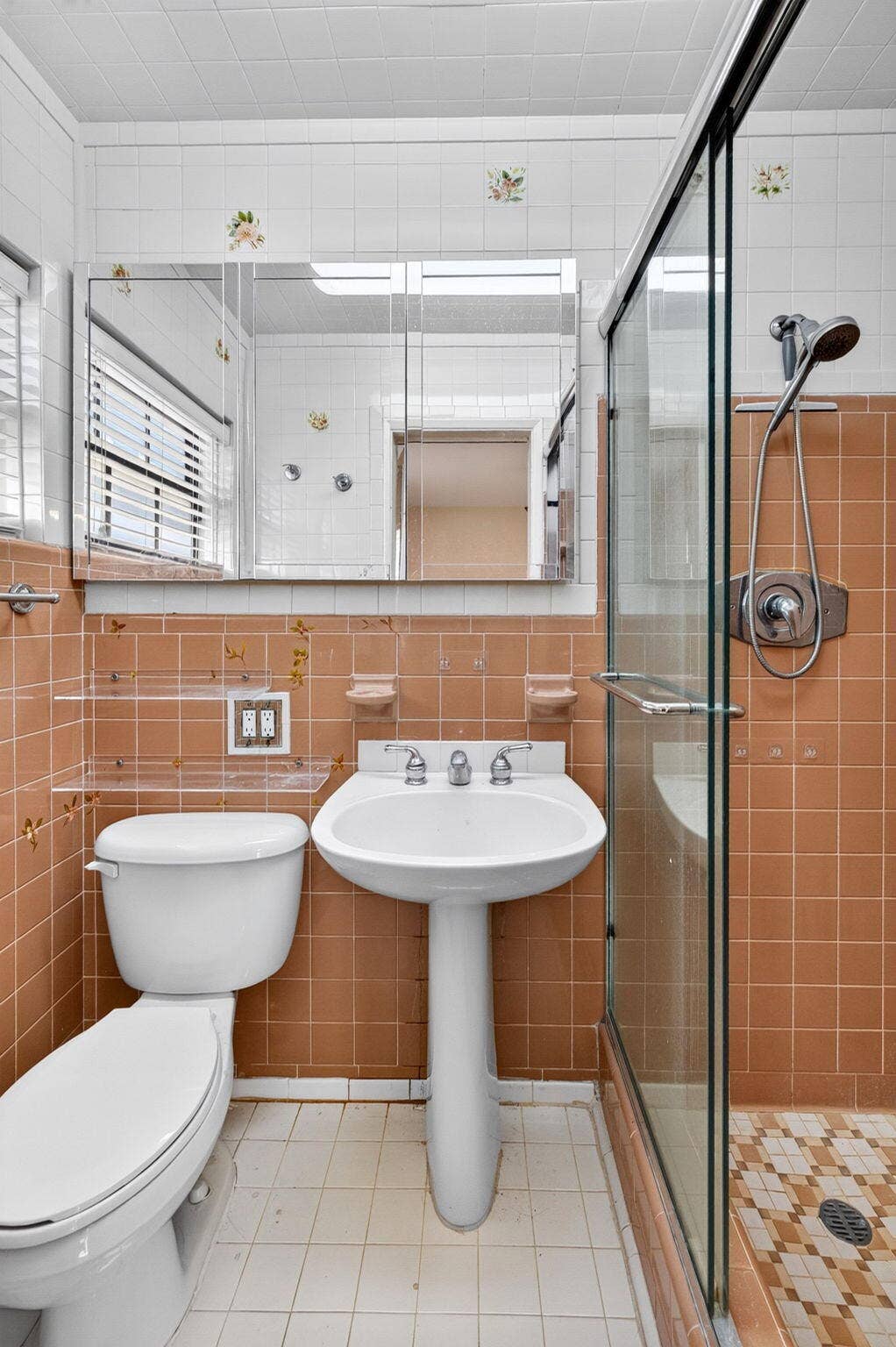 2060 Tropic Isle, Lauderdale-By-The-Sea, Lauderdale By The Sea, FL 33062 33-web-or-mls-699A1773
