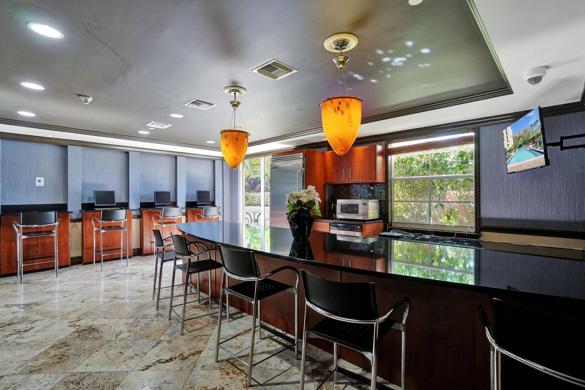 520 SE 5 Avenue, #1203, Fort Lauderdale, FL 33301 Indoor pool kitchen
