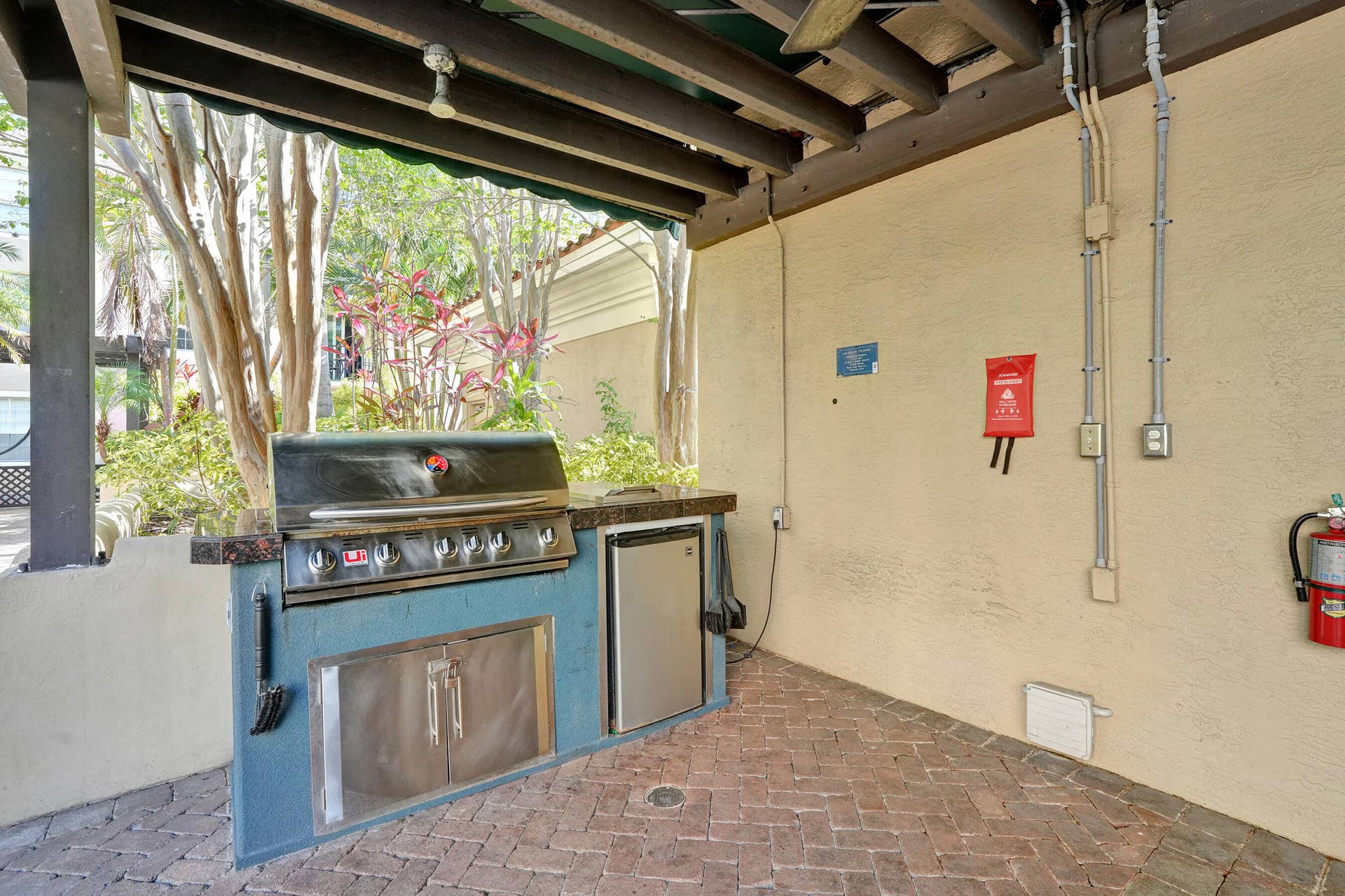 520 SE 5 Avenue, #1203, Fort Lauderdale, FL 33301 Grill