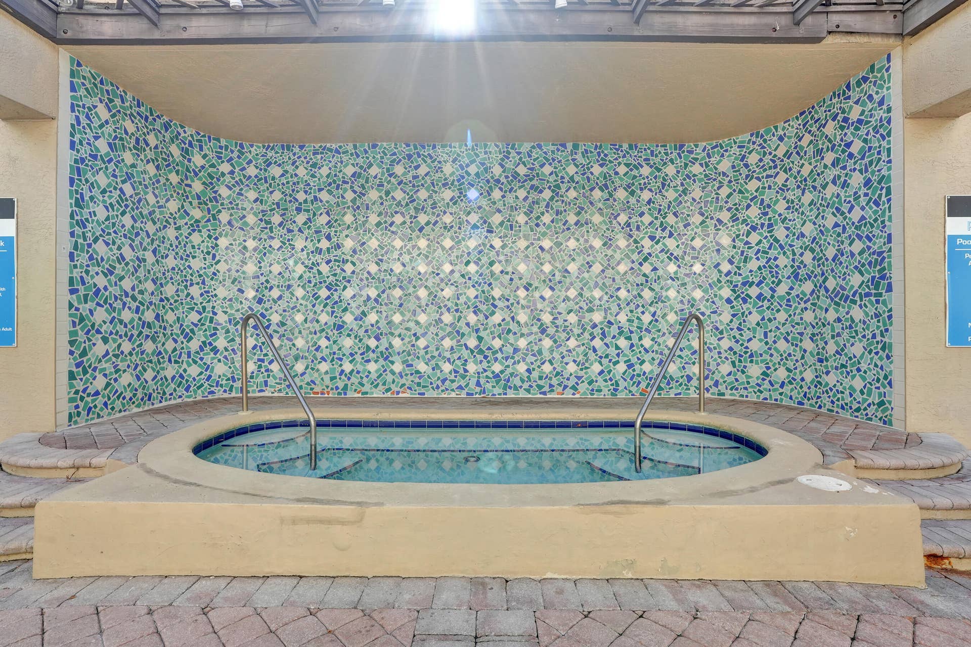 520 SE 5 Avenue, #1203, Fort Lauderdale, FL 33301 Hot Tub