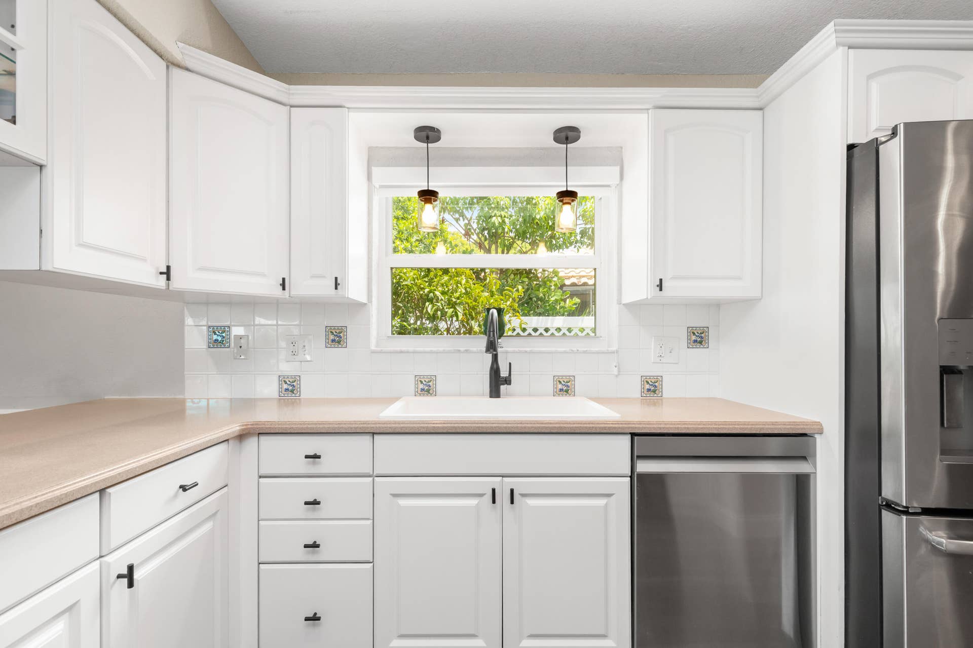 1222 NW 113th Terrace, Coral Springs, FL 33071 1I6A1012