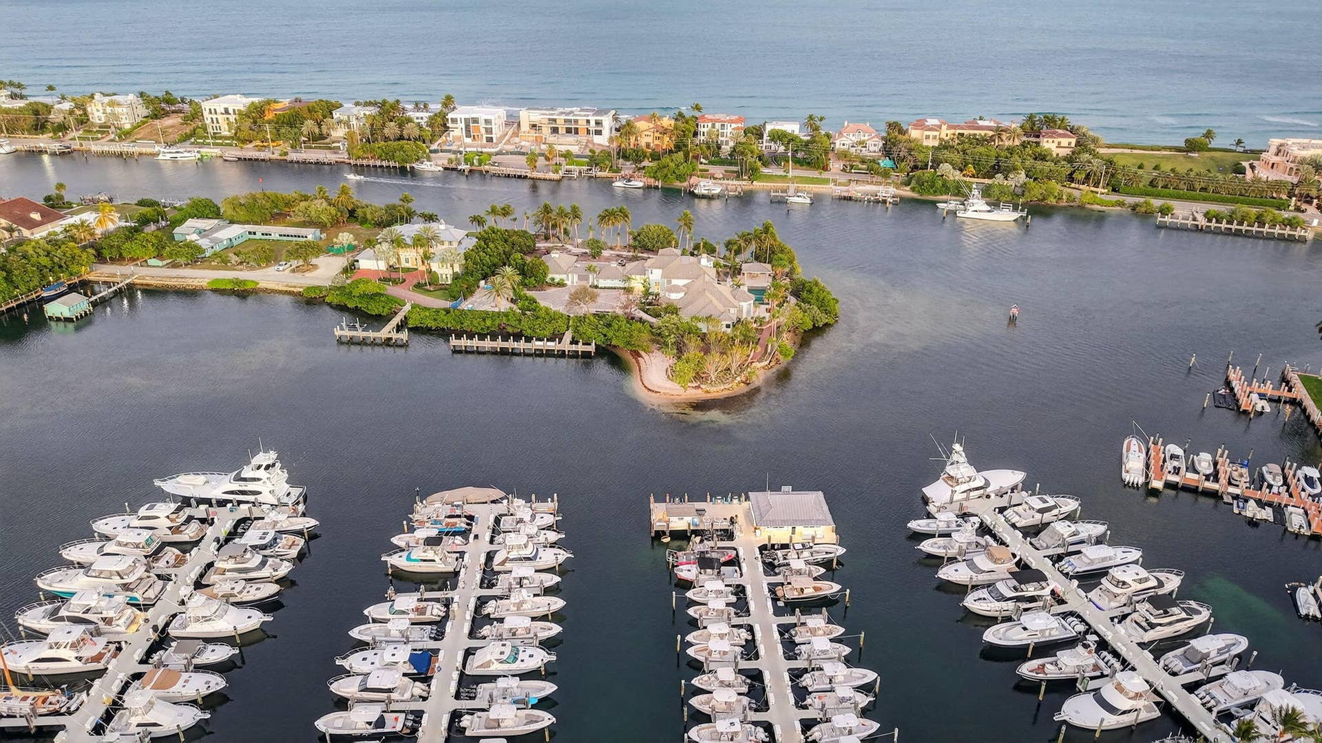 2755 NE 28th Avenue, #E2, Lighthouse Point, Lighthouse Point, FL 33064 58-web-or-mls-DJI_20260127181240_0599_D