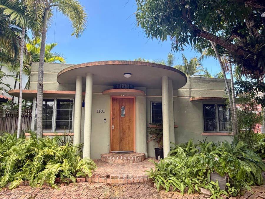 Property photo for 1101 SE 2nd Street, Fort Lauderdale, FL