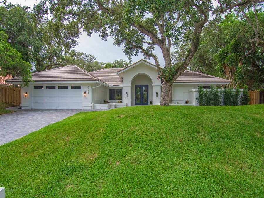 Property photo for 1331 Jonathans Trail, Vero Beach, FL