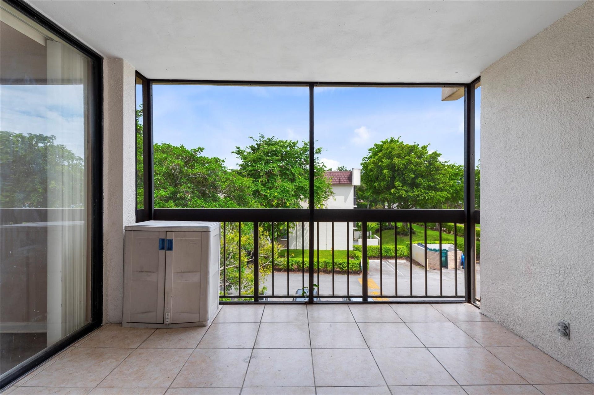 8429 Forest Hills Drive, #304, Coral Springs, Coral Springs, FL 33065 Photo 2