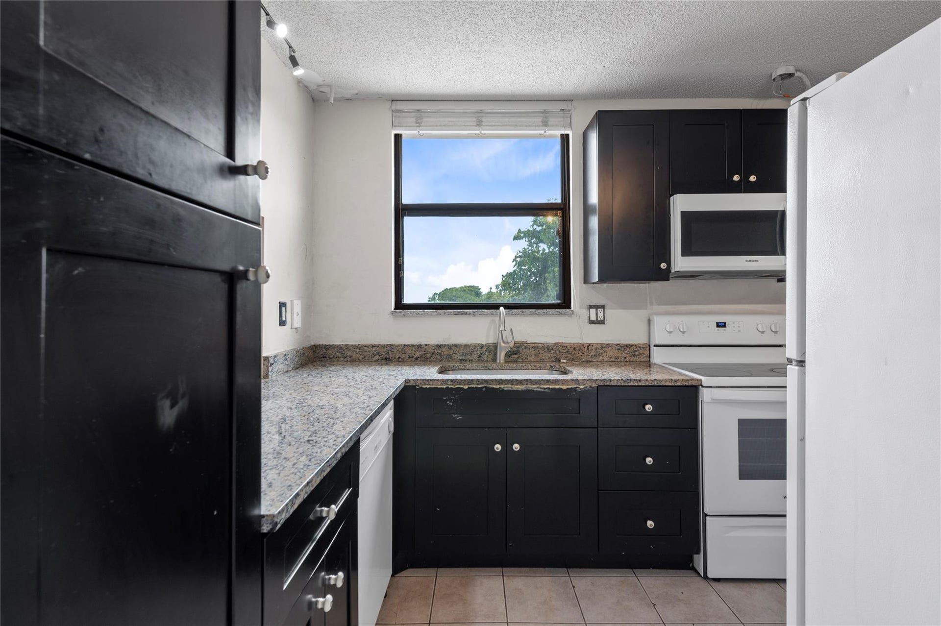 8429 Forest Hills Drive, #304, Coral Springs, Coral Springs, FL 33065 Photo 4