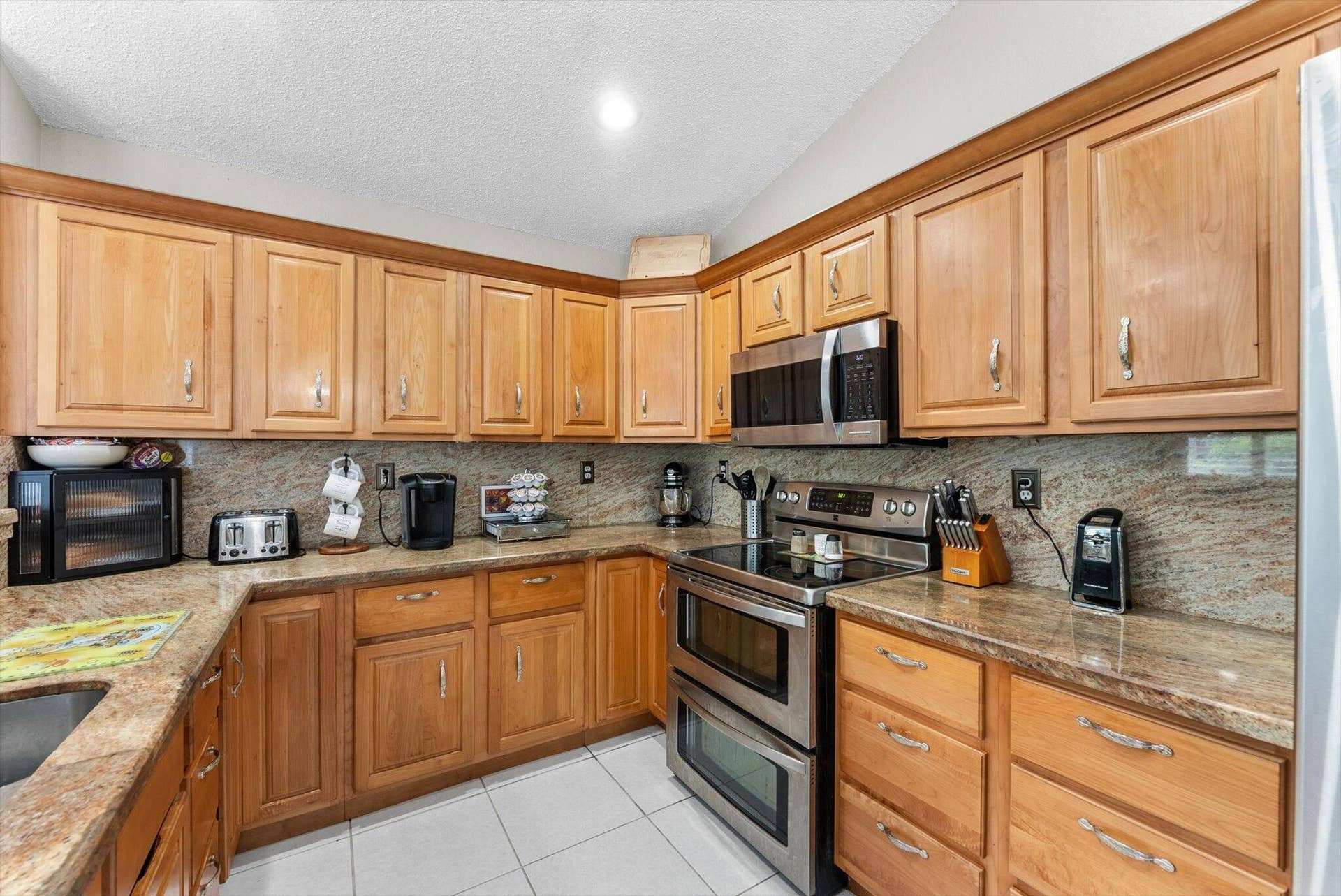 10327 NW 50th Street, Coral Springs, FL 33076 18-18