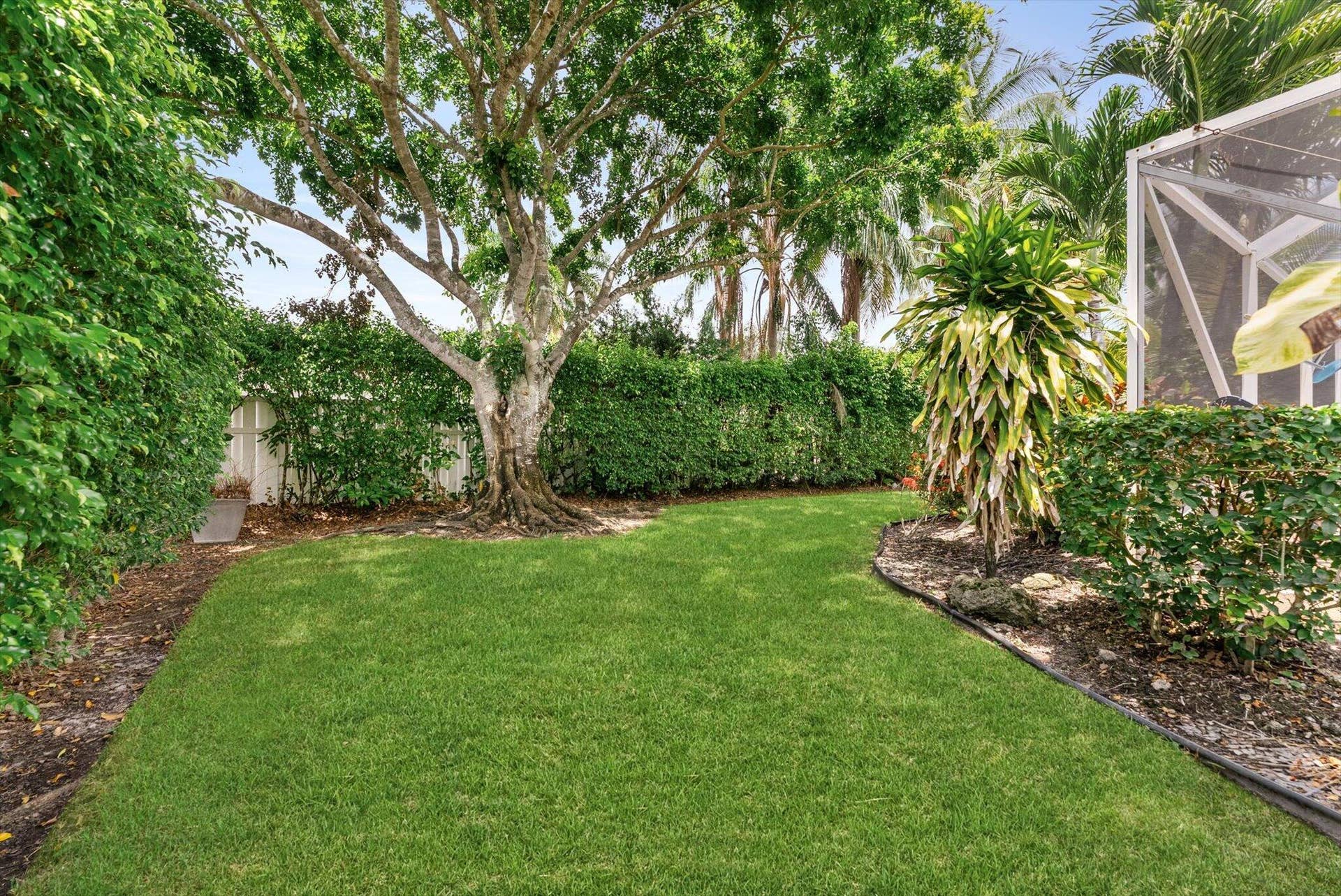 10327 NW 50th Street, Coral Springs, FL 33076 39-39