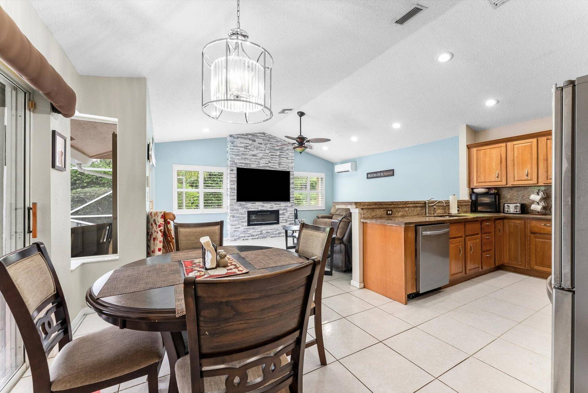 10327 NW 50th Street, Coral Springs, FL 33076 14-14